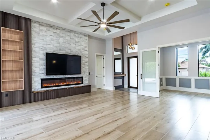 2513 Sw 25th Ave, Cape Coral, Florida 33914