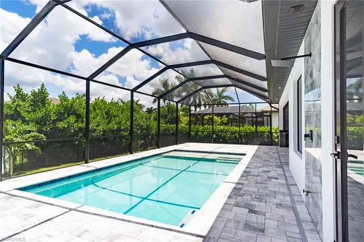 2513 Sw 25th Ave, Cape Coral, Florida 33914