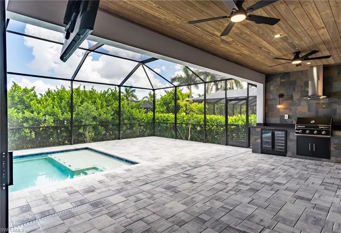 2513 Sw 25th Ave, Cape Coral, Florida 33914