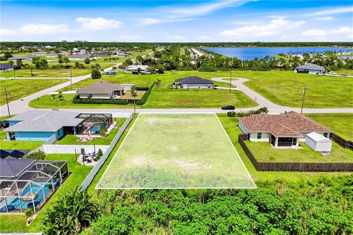 3518 Nw 39th Ln, Cape Coral, Florida 33993