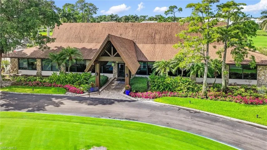 249 Memory Ln 4, Naples, Florida 34112