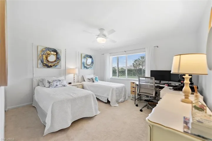249 Memory Ln 4, Naples, Florida 34112