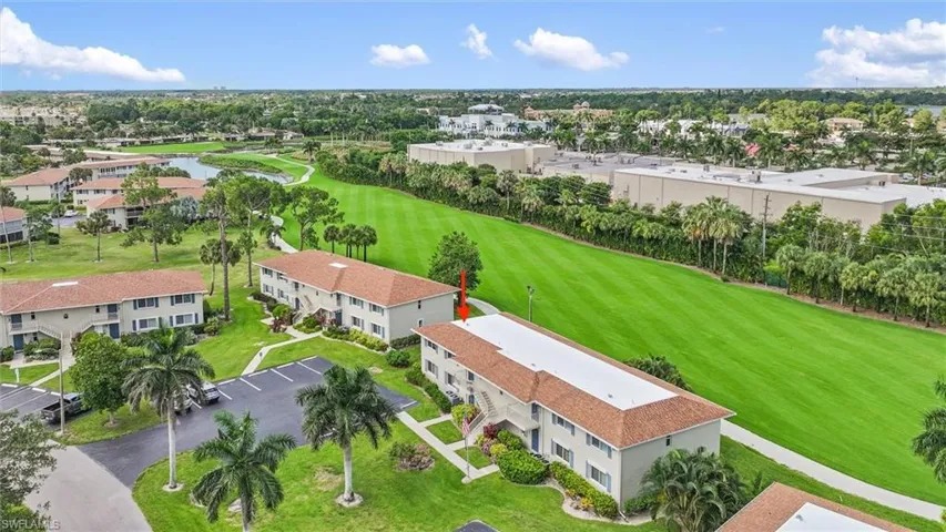 249 Memory Ln 4, Naples, Florida 34112