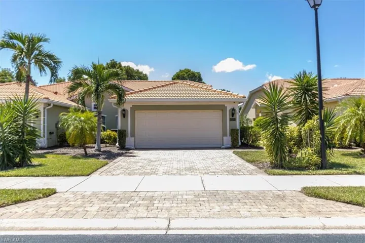 15193  Cortona  WAY, Naples, FL 34120