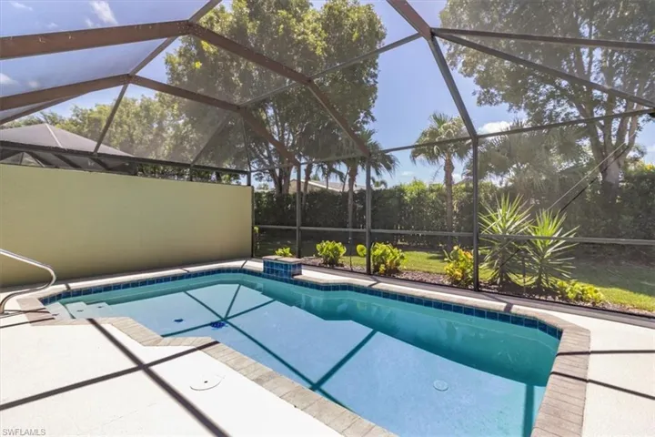 15193  Cortona  WAY, Naples, FL 34120