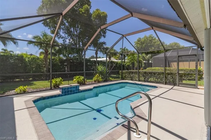 15193  Cortona  WAY, Naples, FL 34120