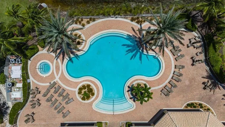 15193  Cortona  WAY, Naples, FL 34120
