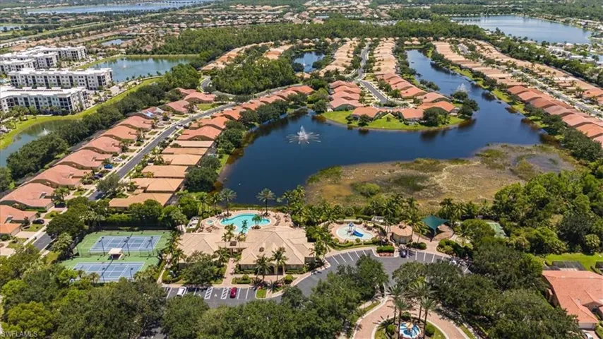 15193  Cortona  WAY, Naples, FL 34120