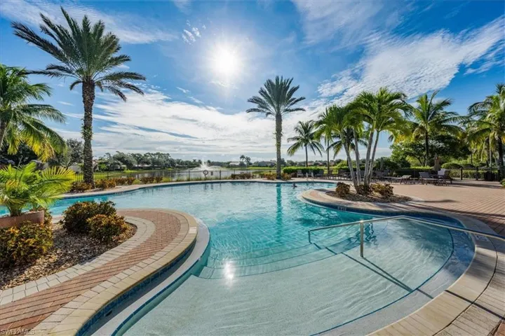 15193  Cortona  WAY, Naples, FL 34120