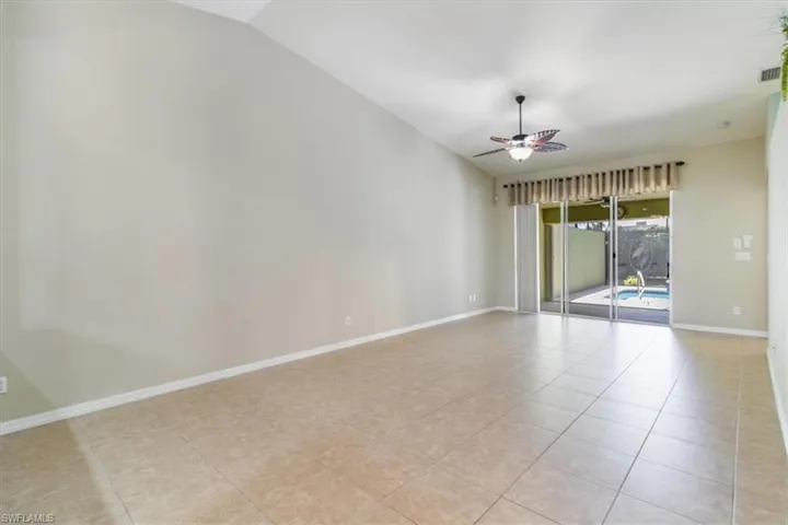 15193  Cortona  WAY, Naples, FL 34120