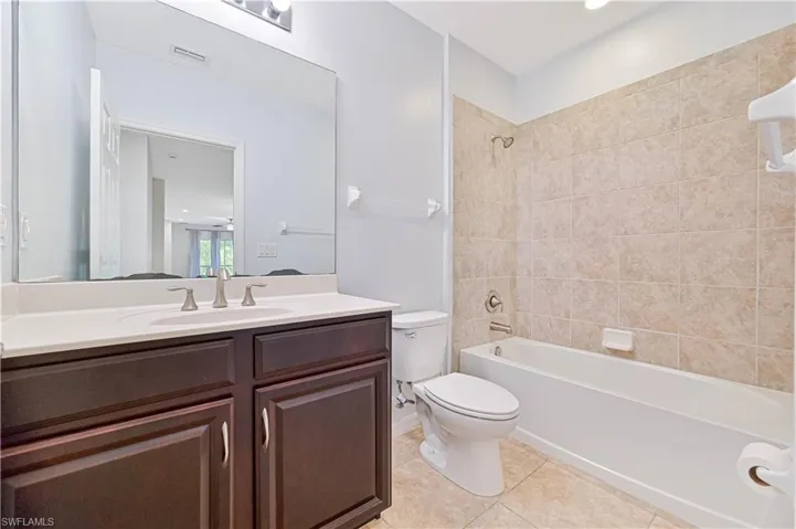 4278 Dutchess Park Rd, Fort Myers, Florida 33916