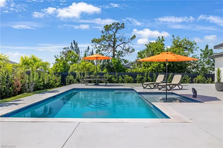415 SW 31st  PL, Cape Coral, FL 33991