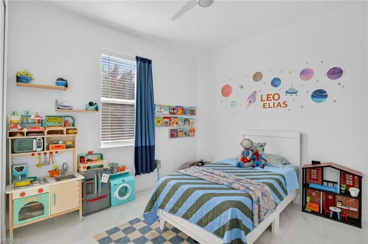 Bedroom with ceiling fan