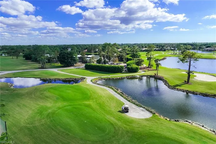 7841  Hawthorne  DR, Naples, FL 34113