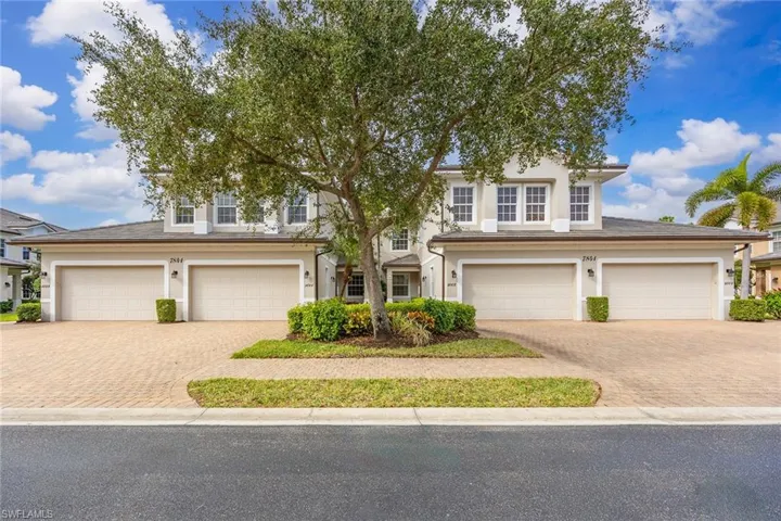 7841  Hawthorne  DR, Naples, FL 34113