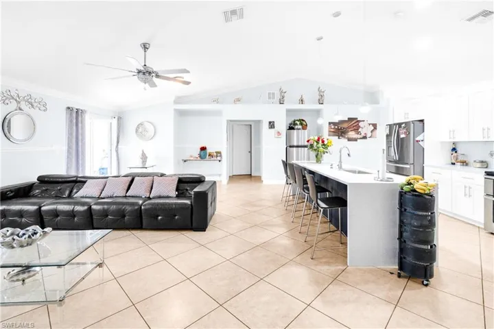 4207 30th St Sw, Lehigh Acres, Florida 33976