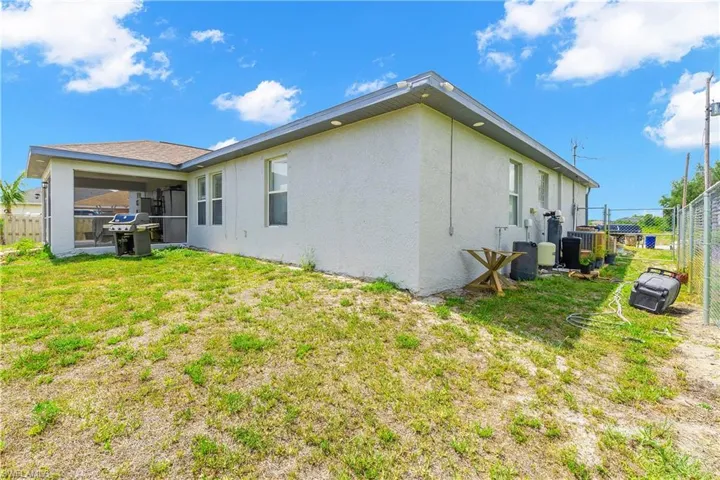 4207 30th St Sw, Lehigh Acres, Florida 33976