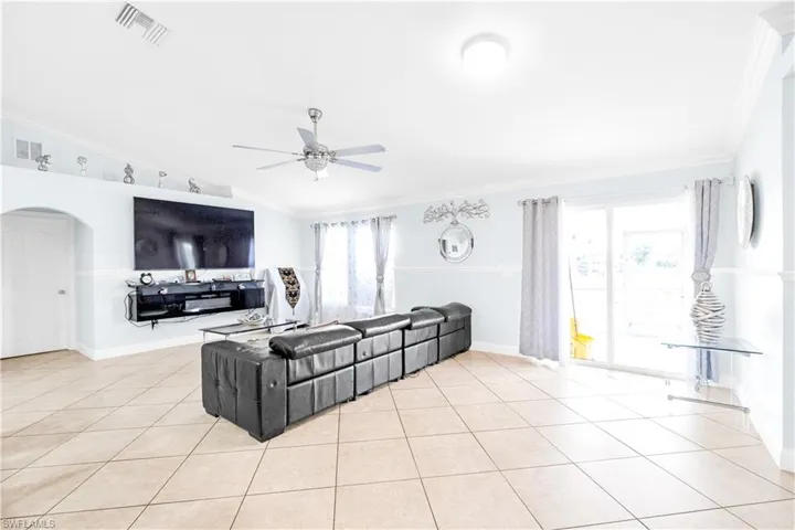 4207 30th St Sw, Lehigh Acres, Florida 33976