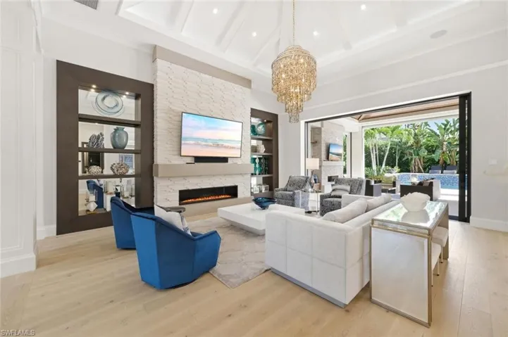 727 Buttonbush Ln, Naples, Florida 34108