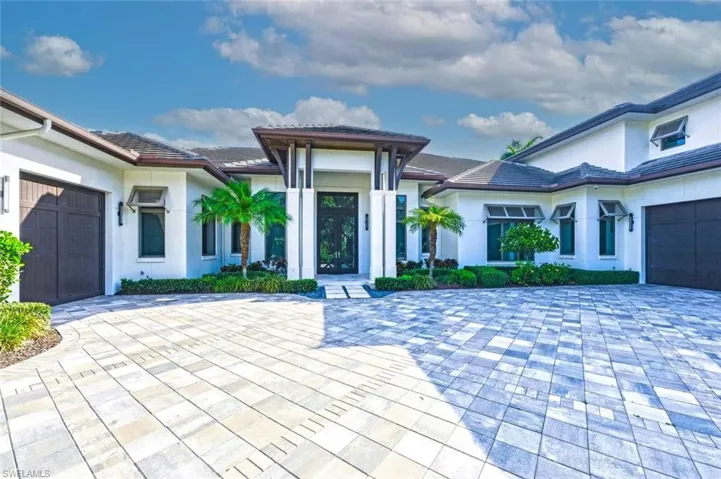 727 Buttonbush Ln, Naples, Florida 34108