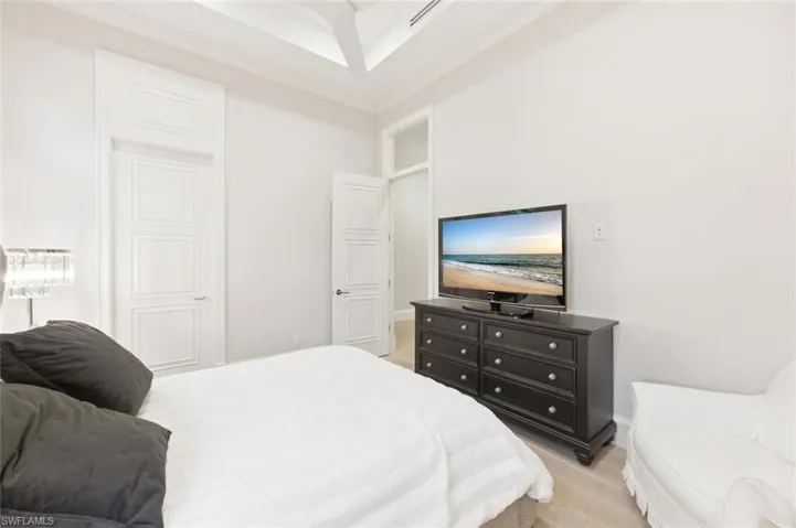 727 Buttonbush Ln, Naples, Florida 34108