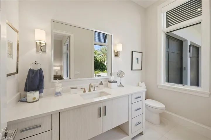 727 Buttonbush Ln, Naples, Florida 34108