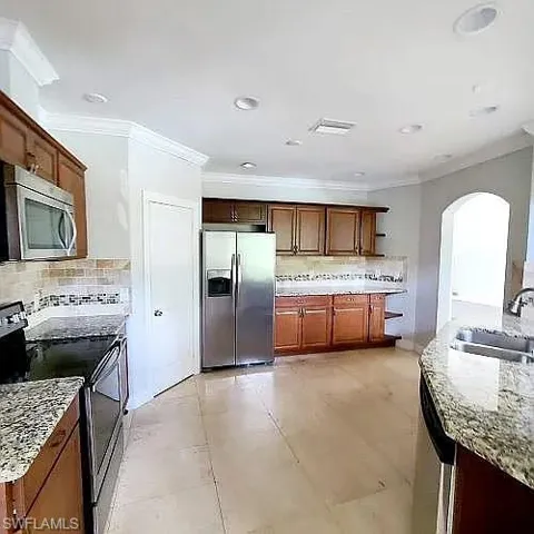 3420 72nd Ave Ne, Naples, Florida 34120
