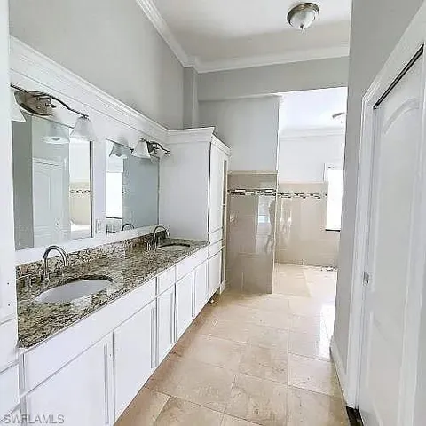 3420 72nd Ave Ne, Naples, Florida 34120