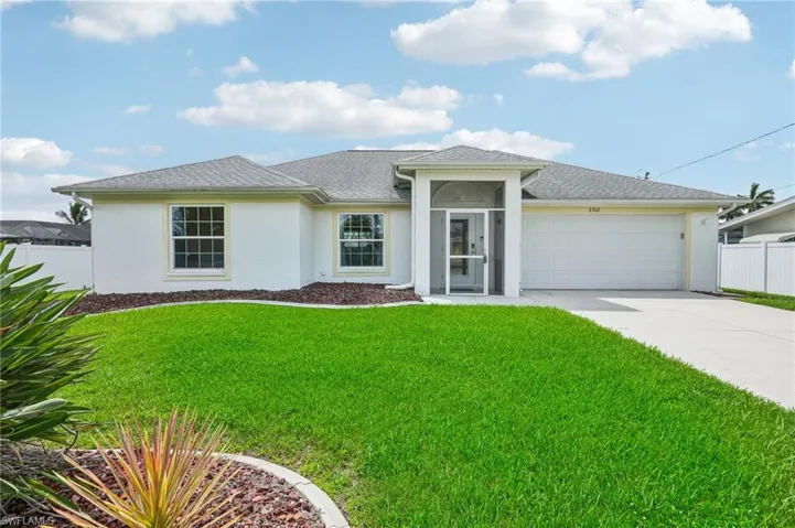2318 Se 15th Ter, Cape Coral Fl 33990