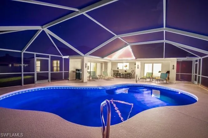 2318 Se 15th Ter, Cape Coral Fl 33990