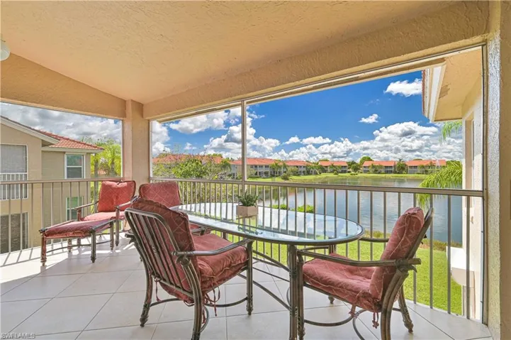 2600  Marshcreek  LN, Naples, FL 34119