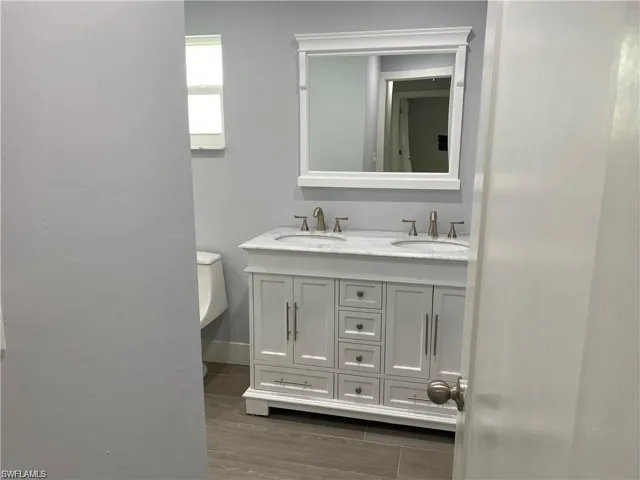 536 101st Ave N, Naples, Florida 34108