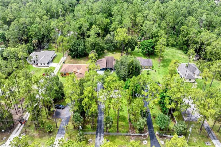 3670 6th Ave Se, Naples, Florida 34117