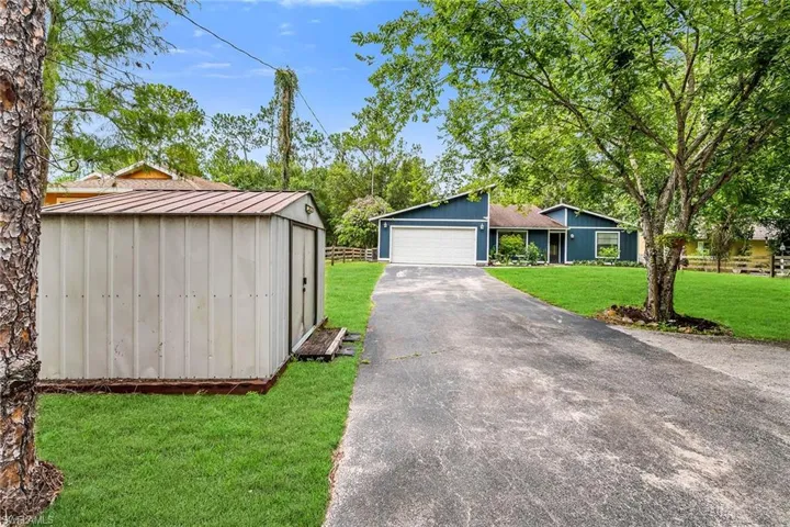 3670 6th Ave Se, Naples, Florida 34117