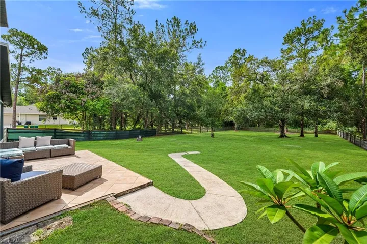 3670 6th Ave Se, Naples, Florida 34117