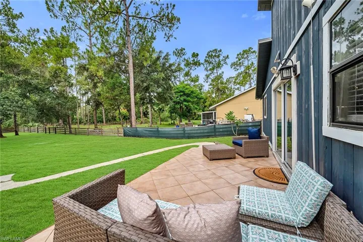 3670 6th Ave Se, Naples, Florida 34117