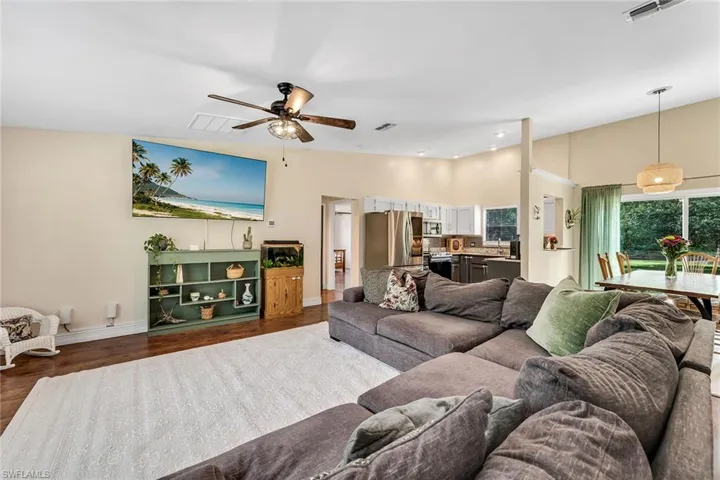 3670 6th Ave Se, Naples, Florida 34117