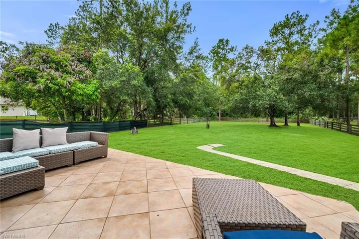 3670 6th Ave Se, Naples, Florida 34117