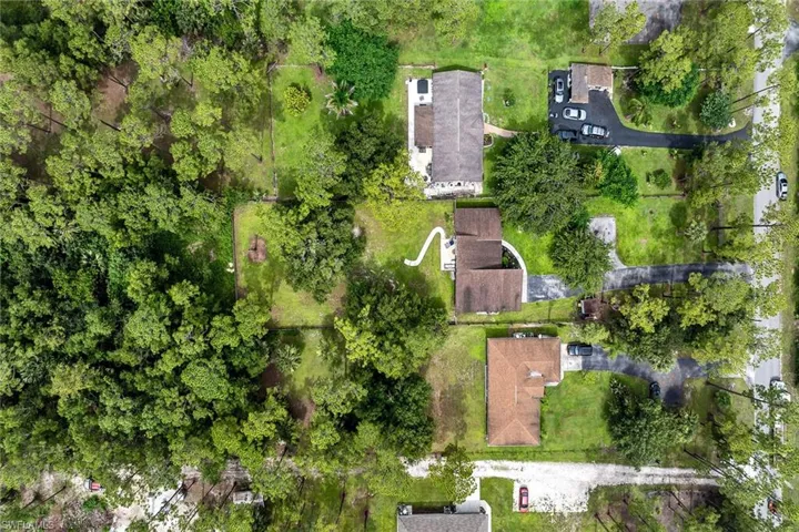 3670 6th Ave Se, Naples, Florida 34117