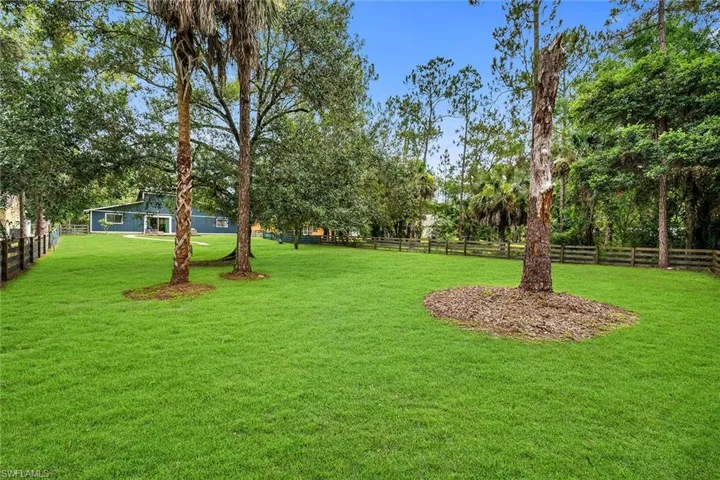 3670 6th Ave Se, Naples, Florida 34117