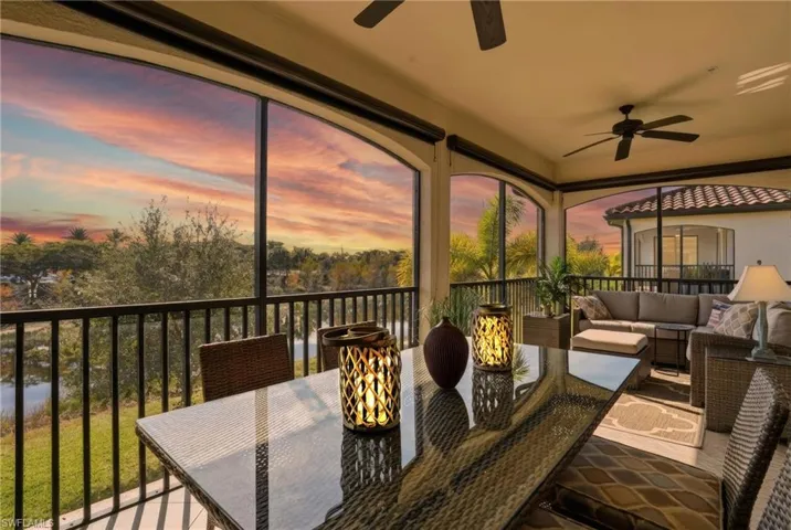 Evenings on the lanai: dine, relax, and enjoy the soothing Florida breezes.