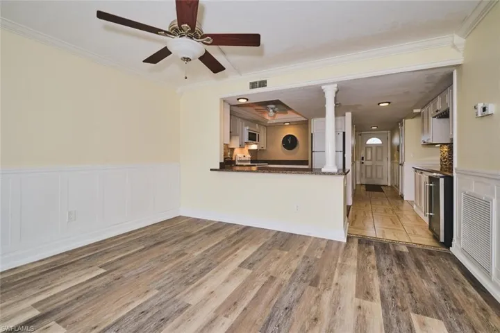 Dining area with breakfast bar