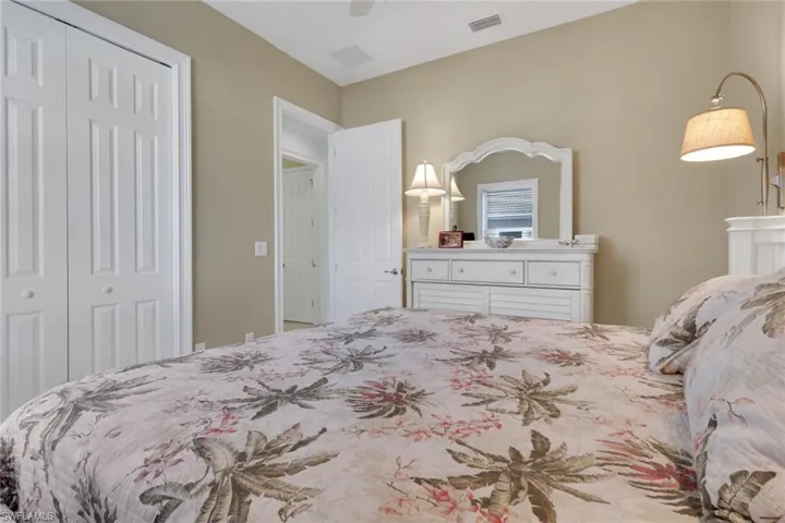 Guest bedroom