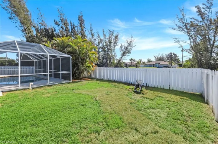 1121 Nw 27th Ave, Cape Coral, Florida 33993