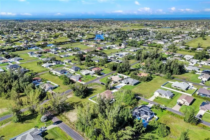 1121 Nw 27th Ave, Cape Coral, Florida 33993
