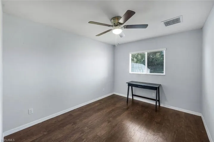 1121 Nw 27th Ave, Cape Coral, Florida 33993