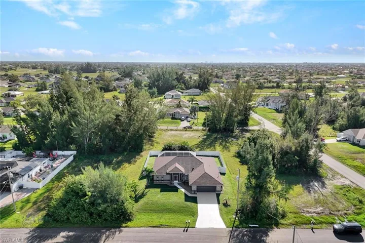 1121 Nw 27th Ave, Cape Coral, Florida 33993