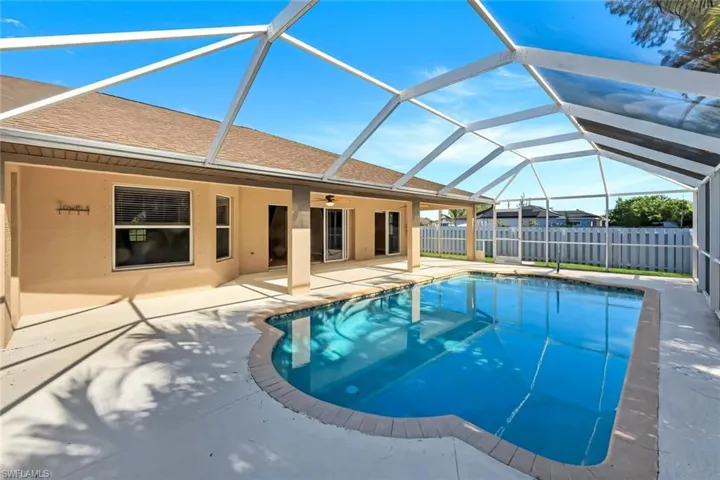 1121 Nw 27th Ave, Cape Coral, Florida 33993