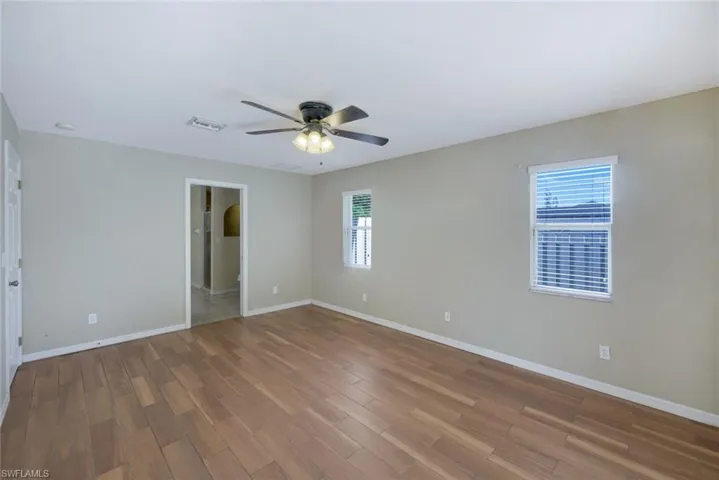 1121 Nw 27th Ave, Cape Coral, Florida 33993