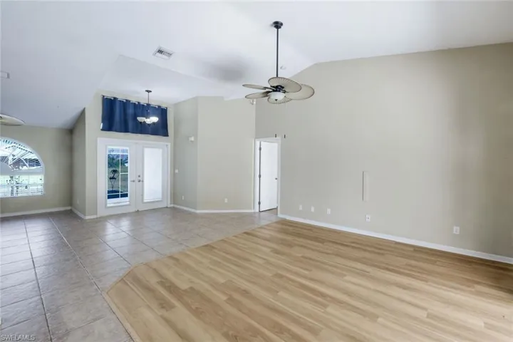 1121 Nw 27th Ave, Cape Coral, Florida 33993